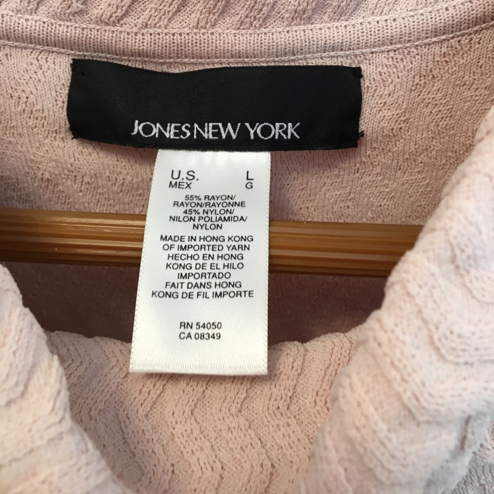 Jones New York top - Picture 2 of 4
